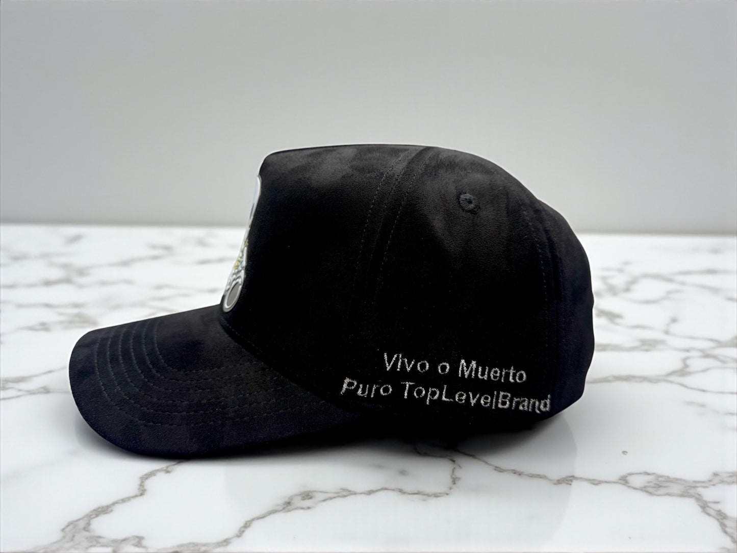 Muerto O Vivo Suede Skull Snapback